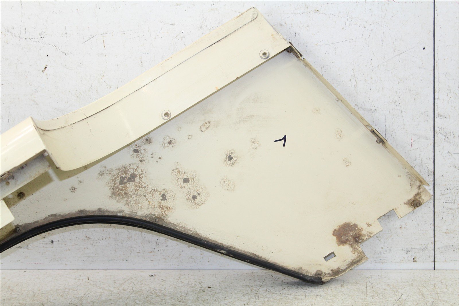 1994 EZGO Marathon GAS Golf Cart Rear Left Fender 10251