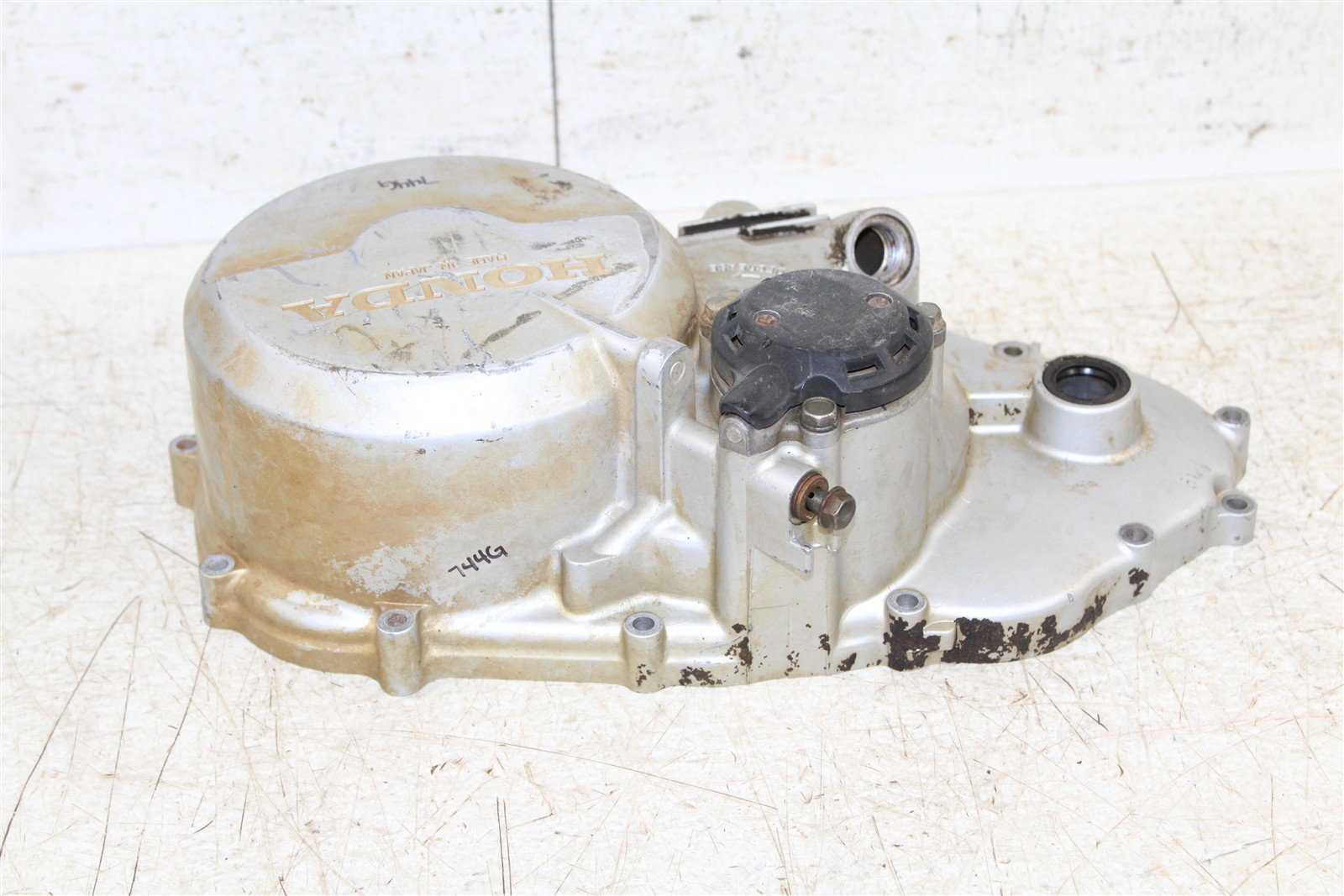 1988 Honda Fourtrax 300 4x4 Clutch Cover 744G