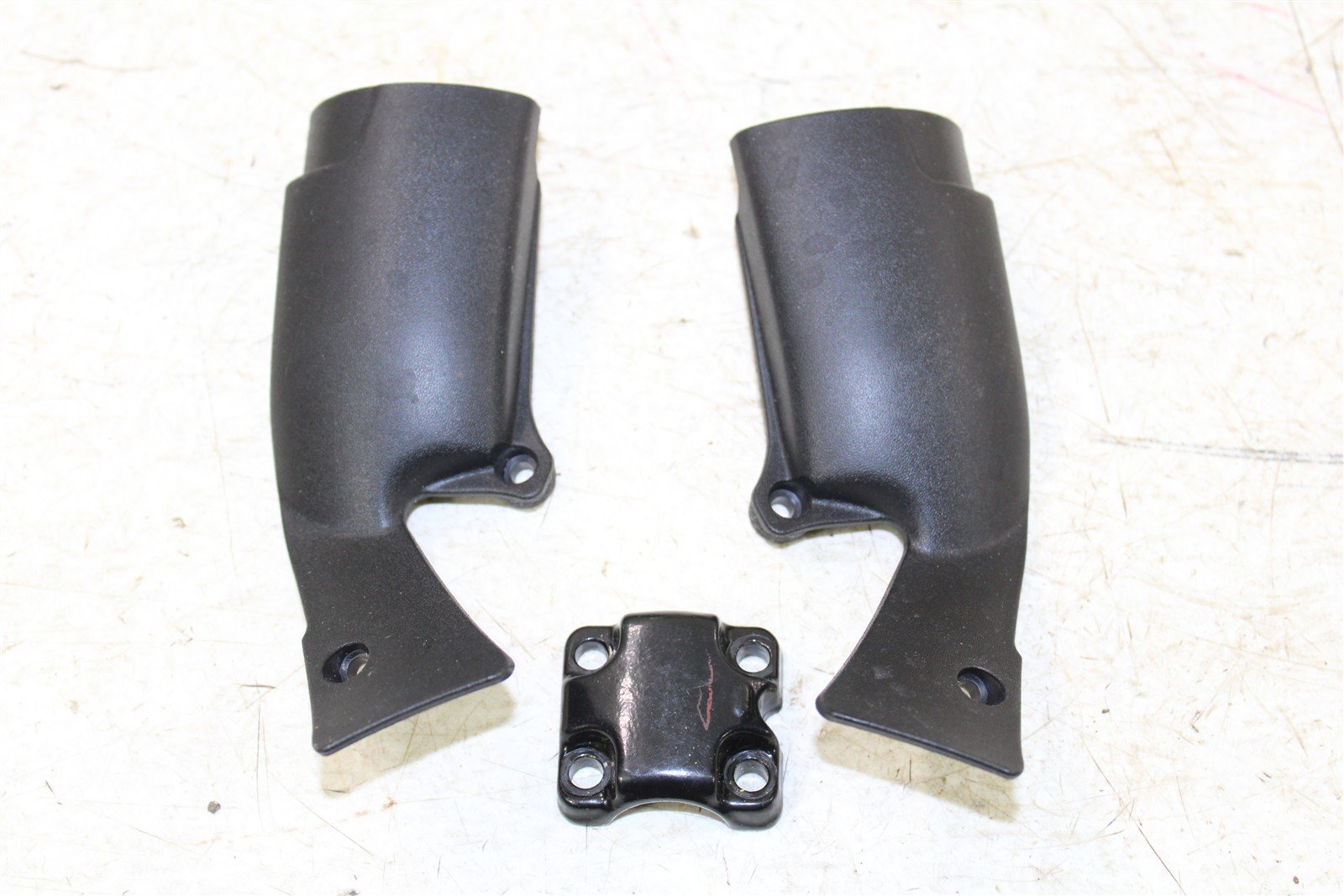 2014 Can Am Spyder RS Handle Bar Steering Cover Plastics Left Right 743G