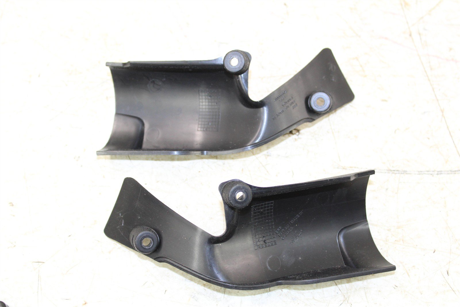 2014 Can Am Spyder RS Handle Bar Steering Cover Plastics Left Right 743G