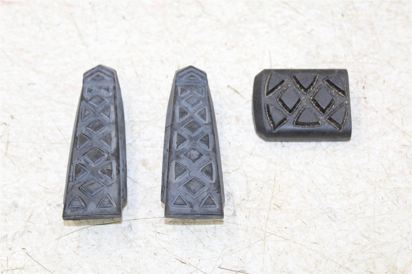 2014 Can Am Spyder Foot Peg Brake Tip Rubbers Pads 733G