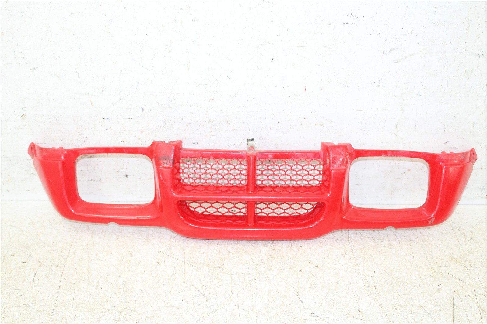 2002 Honda Recon 250 ES Front Headlight Grille Plastic 672G