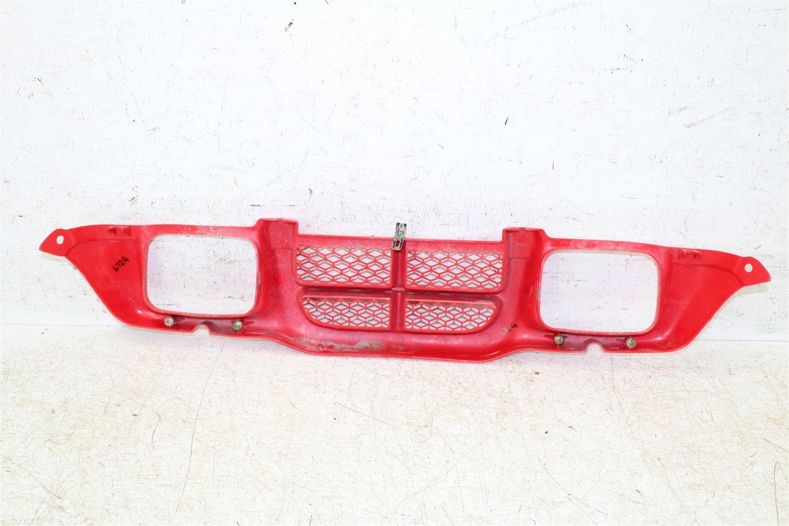 2002 Honda Recon 250 ES Front Headlight Grille Plastic 672G
