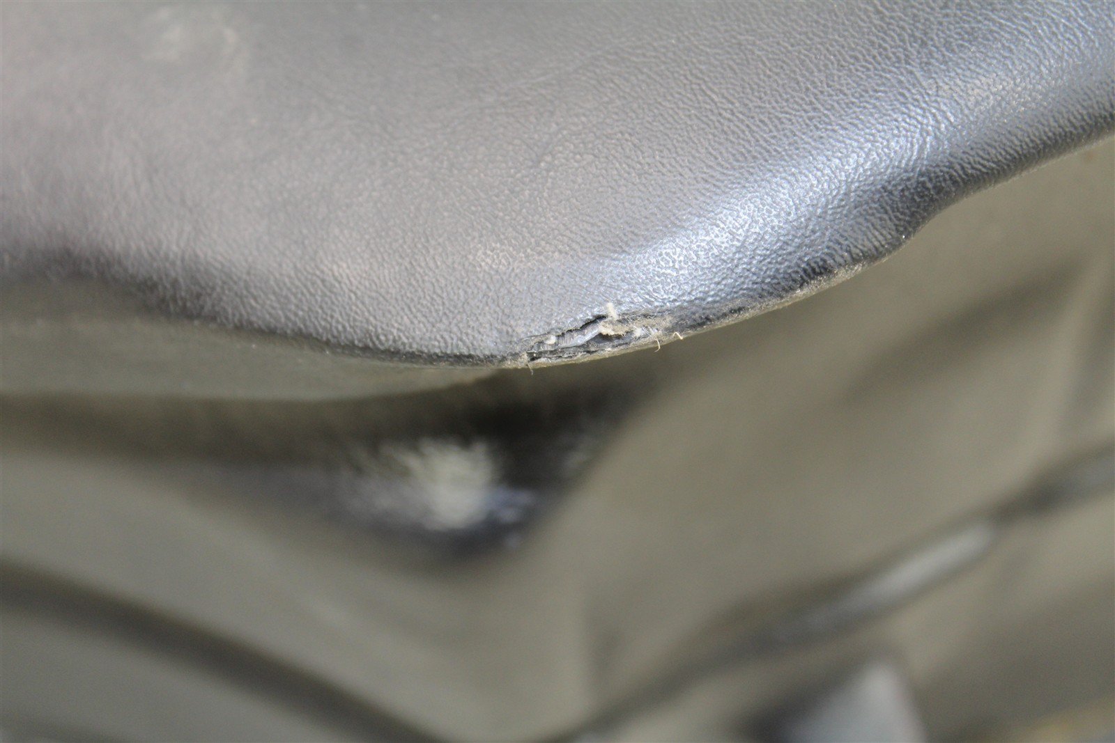 1982-2000 Harley Davidson FXR Super Glide 2 Up Seat 658G