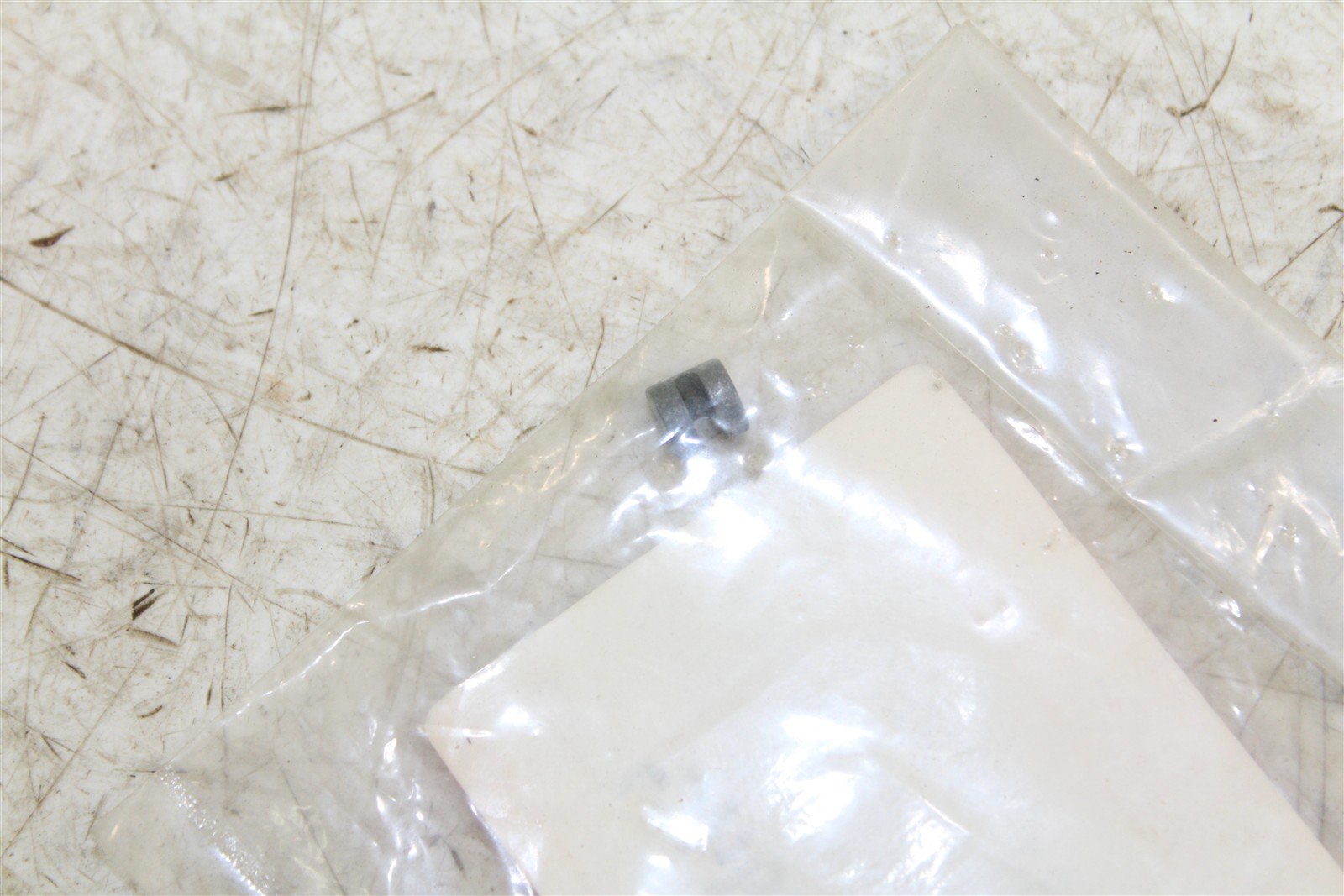 NOS Genuine Suzuki Throttle Cable Pin Cap 58631-07010 NEW 994G