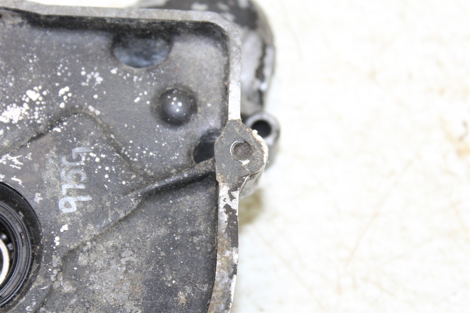 1989 Kawasaki Bayou 220 Stator Cover 975G
