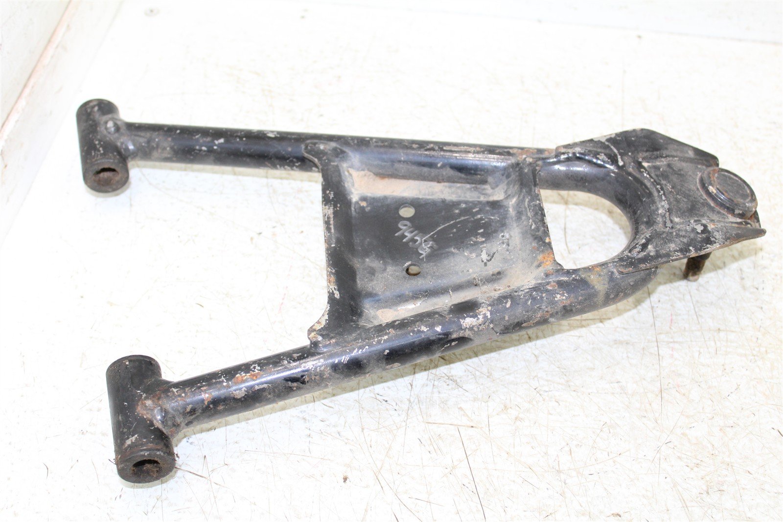 2008 Yamaha Raptor 250 Front Right Lower Control A Arm 945G