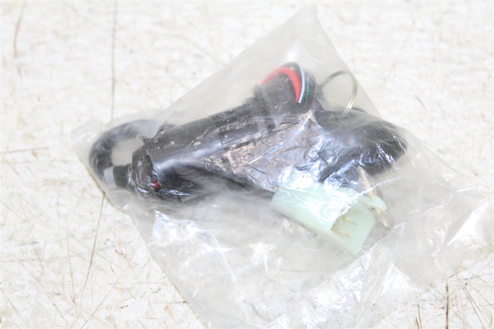 ETon Viper 150R Key Switch 4 Wire 650720 NEW 927G
