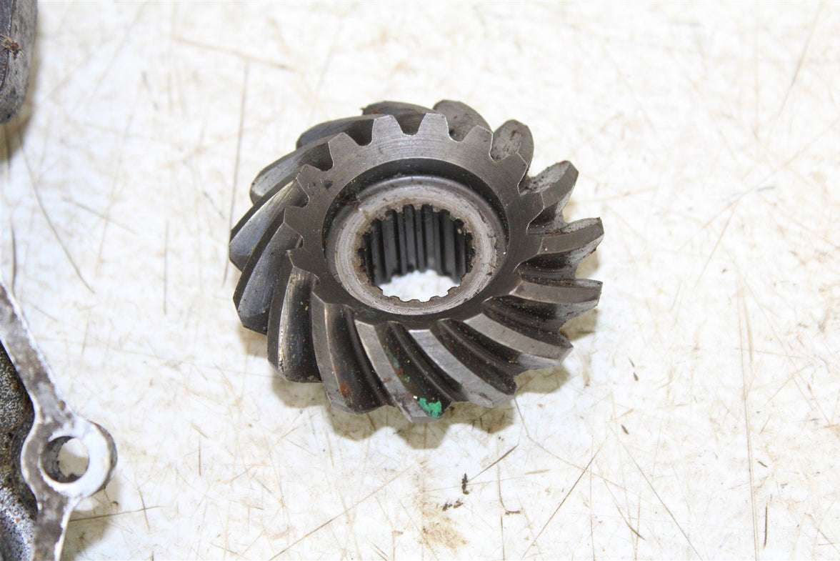 1990 Kawasaki Bayou 220 Rear Drive Shaft Output Bevel Gear 920G