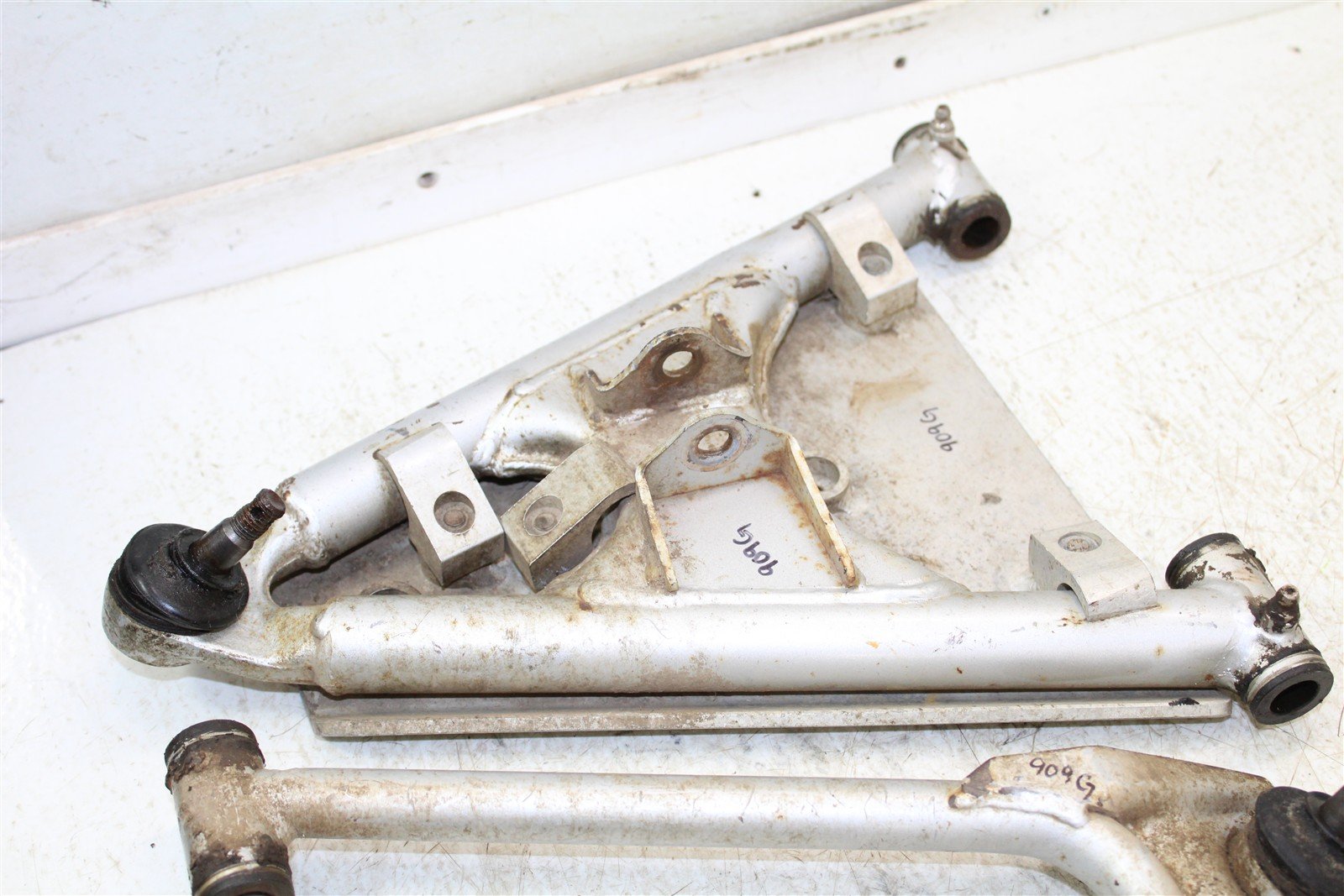 2001 Yamaha Warrior 350 Front Left Control A Arms Upper Lower 909G
