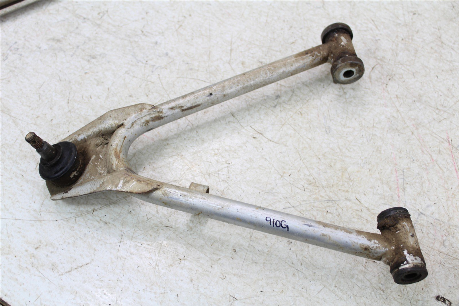 2001 Yamaha Warrior 350 Front Right Control A Arms Upper Lower 910G