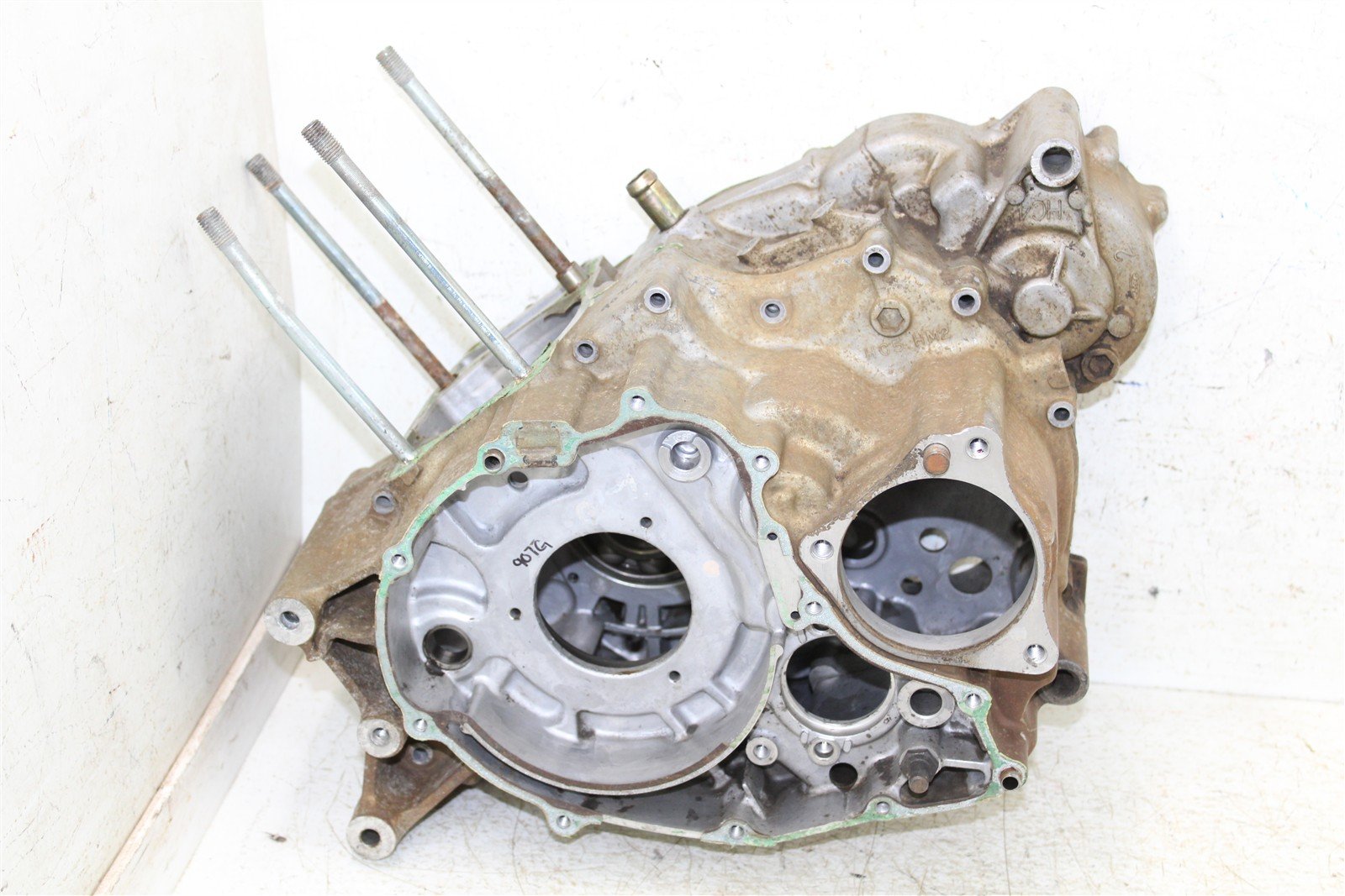 1988 Honda Fourtrax 300 4x4 Engine Cases Crankcase Left Right 907G
