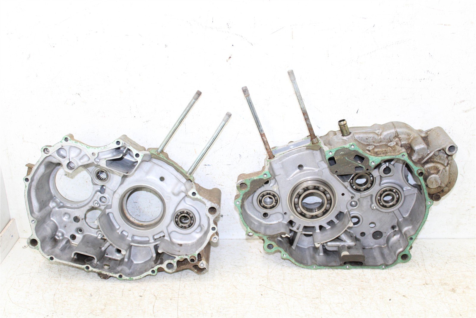 1988 Honda Fourtrax 300 4x4 Engine Cases Crankcase Left Right 907G