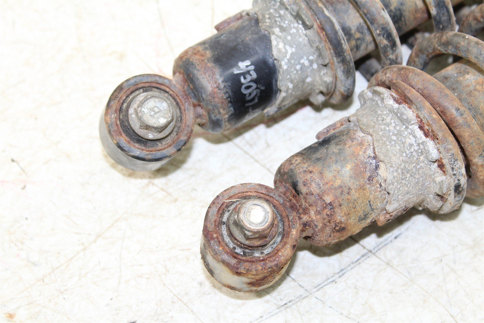 2003 Suzuki Vinson 500 4x4 Rear Shocks Spring Absorber Left Right 43057