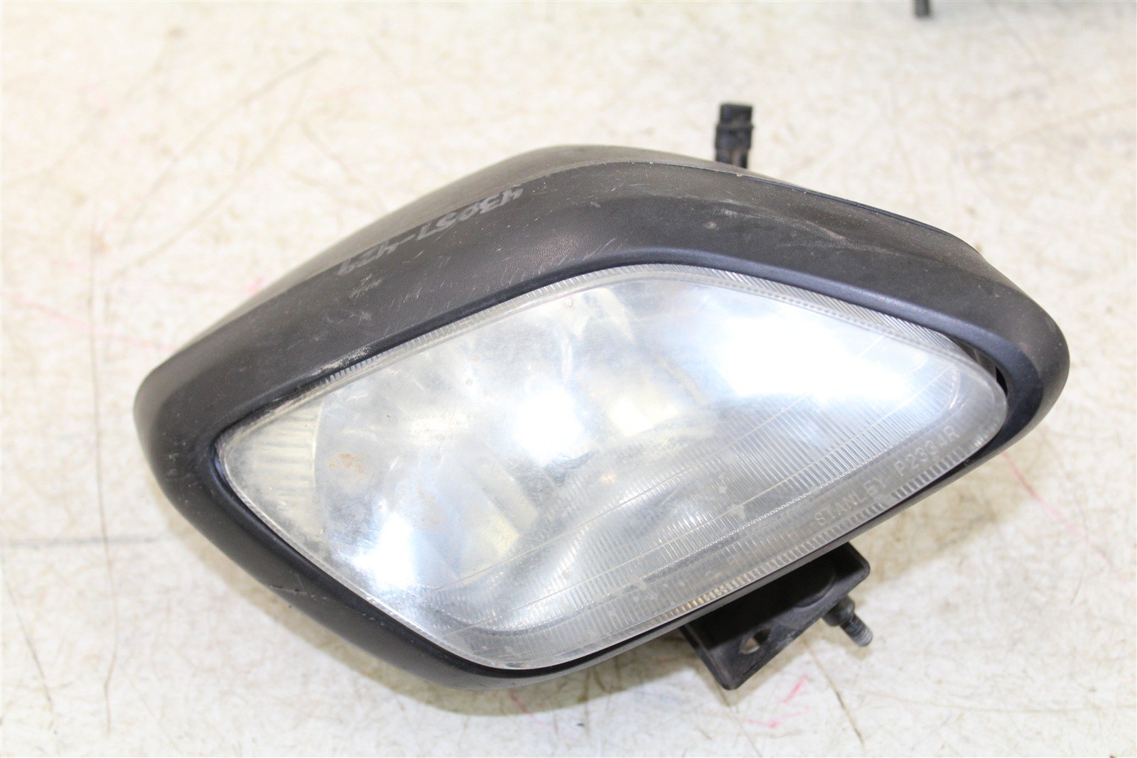 2003 Suzuki Vinson 500 4x4 Right Headlight Head Light 43057