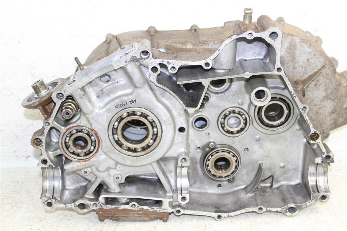 2003 Suzuki Vinson 500 4x4 Right Engine Crankcase w/ Inner Clutch Cover 43057