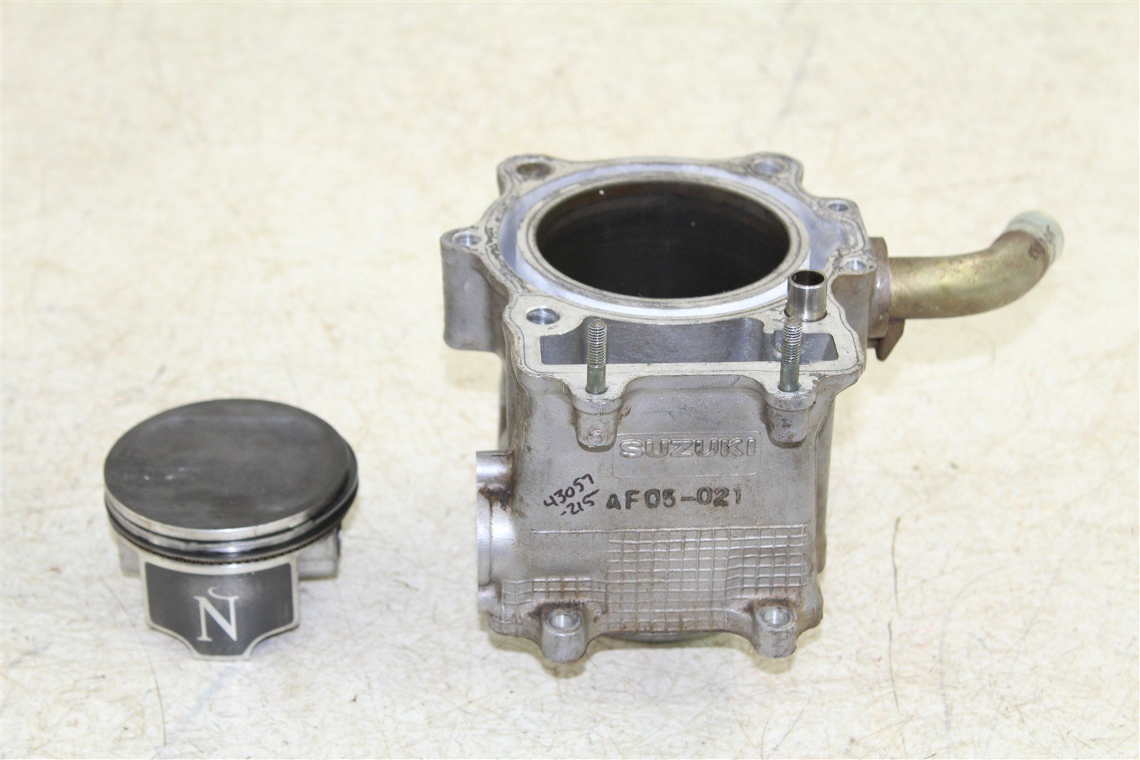2003 Suzuki Vinson 500 4x4 Engine Cylinder Jug w/ Piston 43057