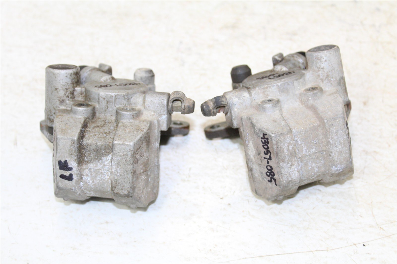 2003 Suzuki Vinson 500 4x4 Front Brake Calipers Set Left Right 43057