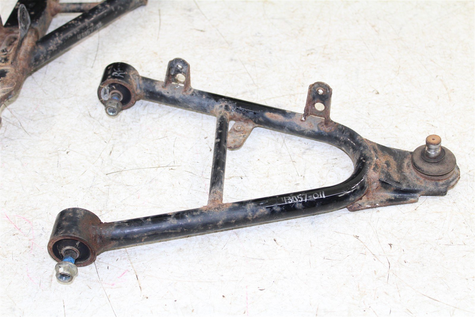 2003 Suzuki Vinson 500 4x4 Front Right Control A Arms Upper Lower 43057