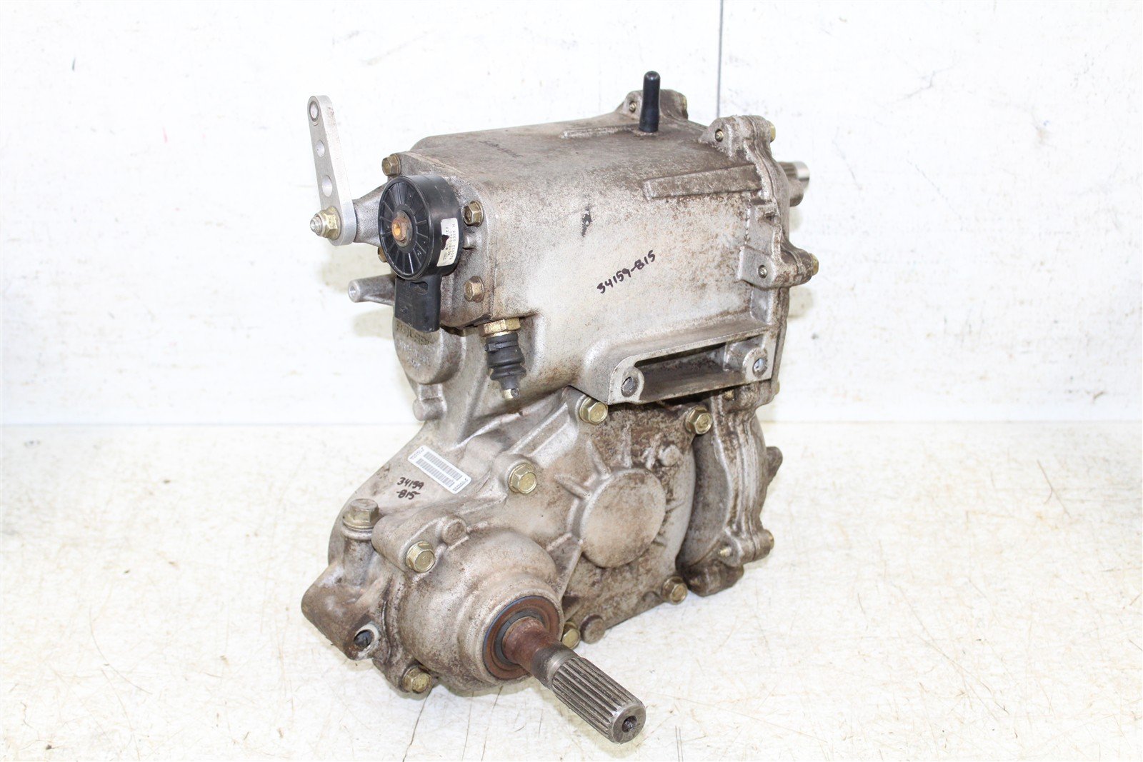 2004 Polaris ATP 330 4x4 Transmission Gear Box Case 34159
