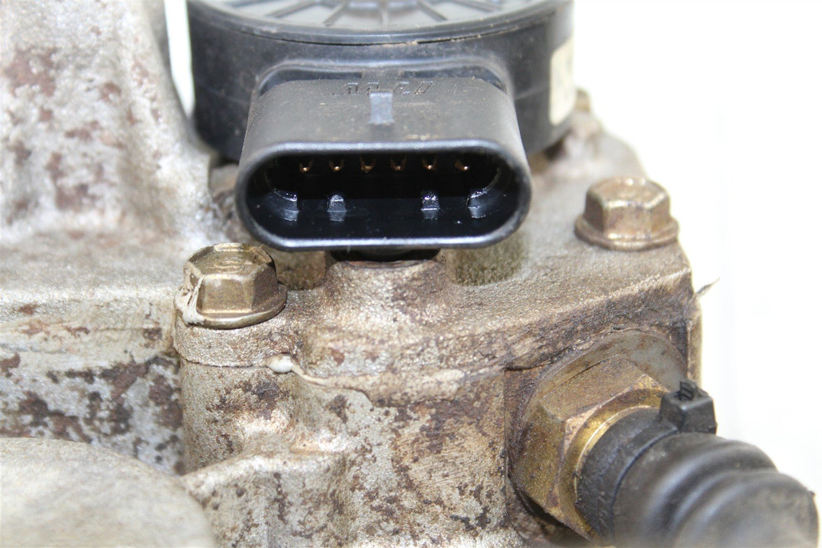 2004 Polaris ATP 330 4x4 Transmission Gear Box Case 34159