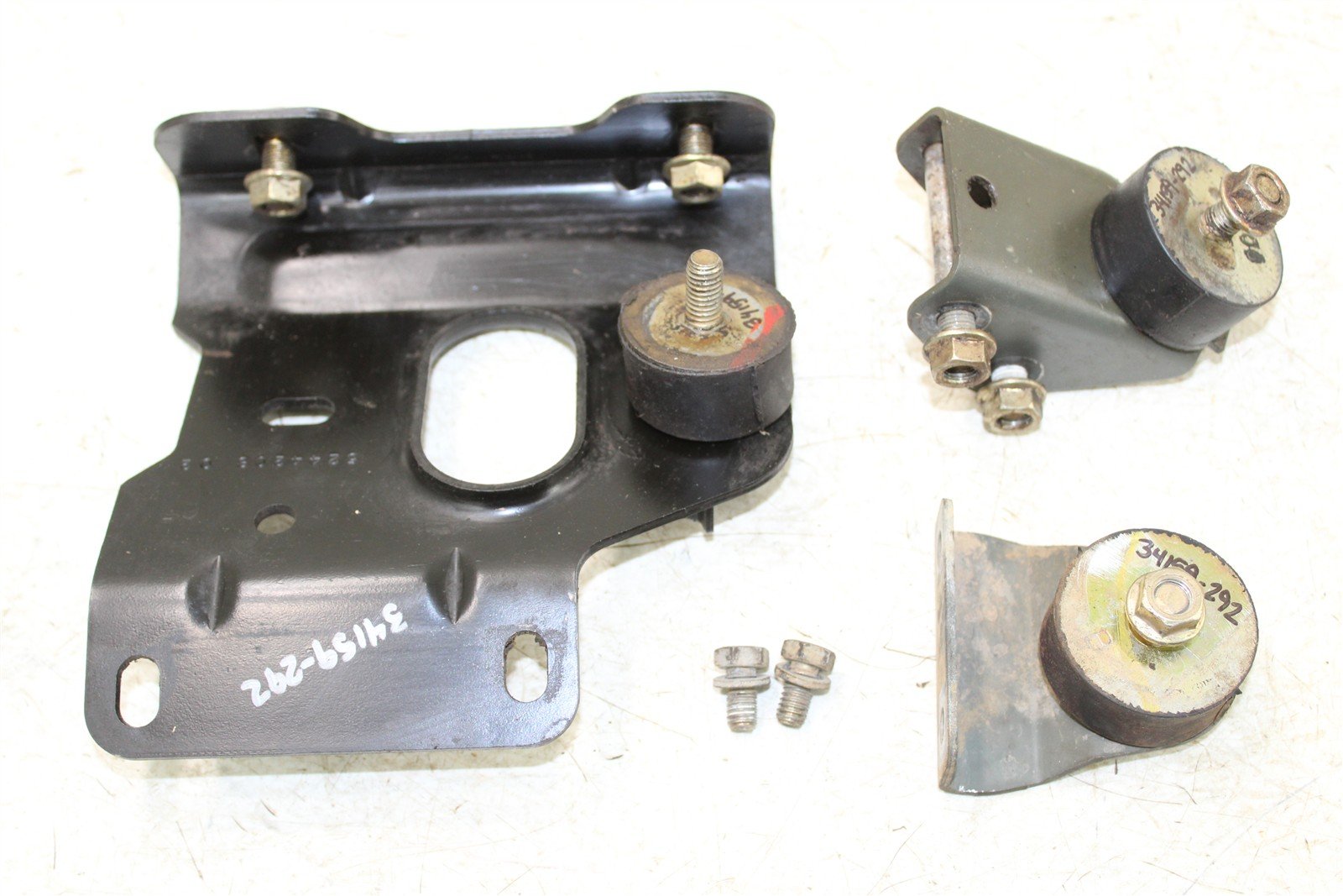 2004 Polaris ATP 330 4x4 Engine Isolator Mounts Motor Brackets 34159