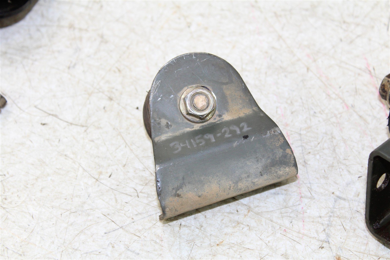 2004 Polaris ATP 330 4x4 Engine Isolator Mounts Motor Brackets 34159