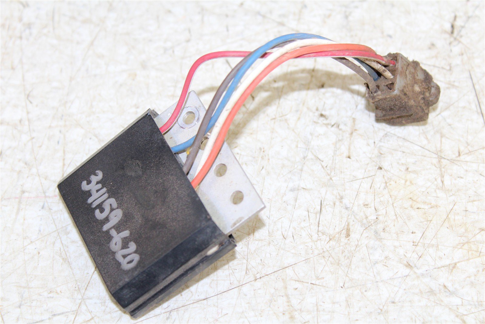 2004 Polaris ATP 330 4x4 Differential Control Lock LR64 Relay 34159
