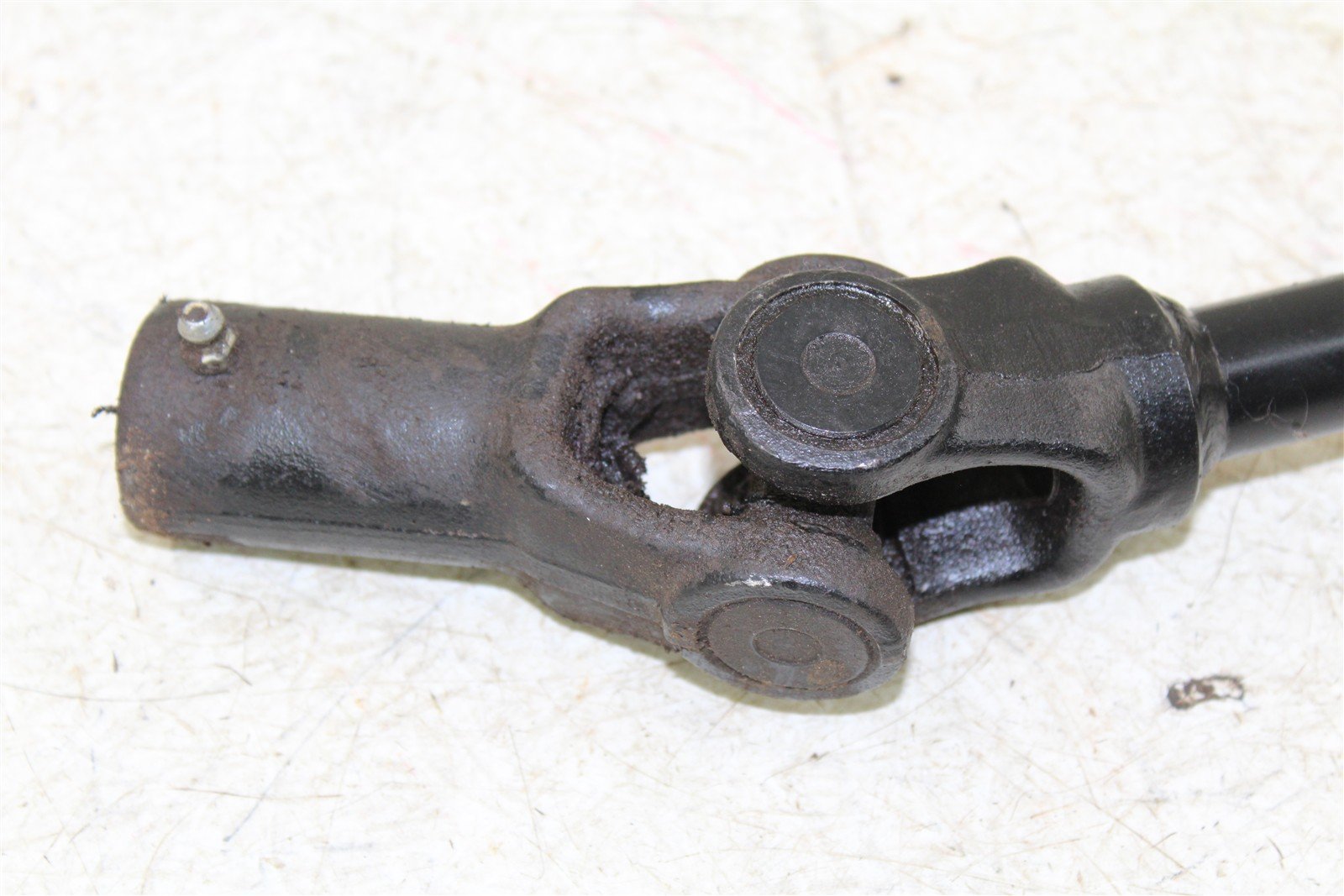 2004 Polaris ATP 330 4x4 Front Drive Shaft Assembly 34159