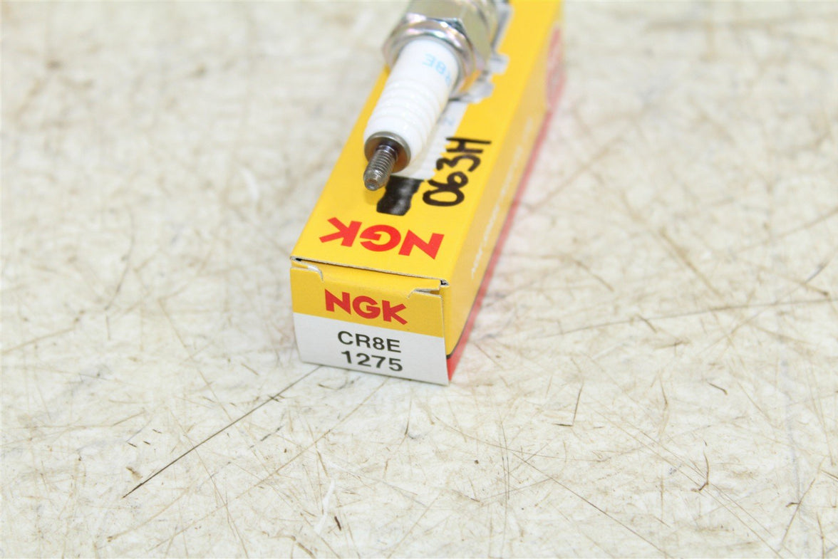 NGK Spark Plug CR8E NEW 063H