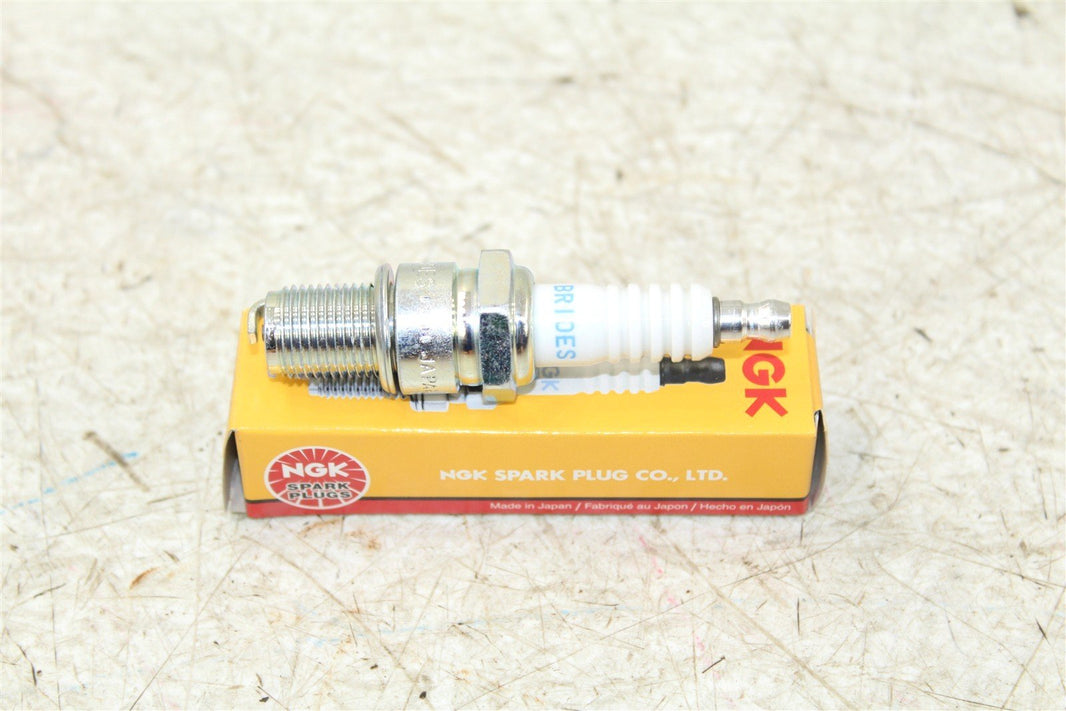 NGK BR10ES Spark Plug NEW 056H