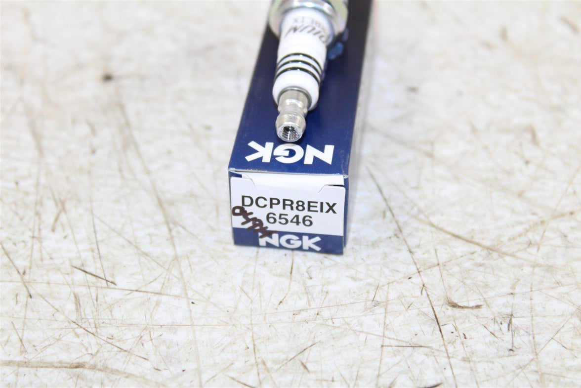 NGK Iridium IX Spark Plug DCPR8EIX NEW 049H