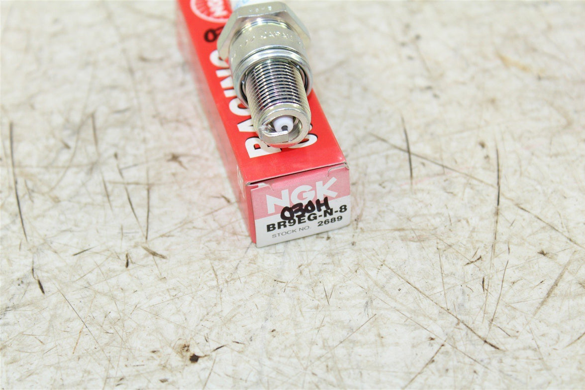 NGK Racing Competition Spark Plug BR9EG-N-8 NEW 030H