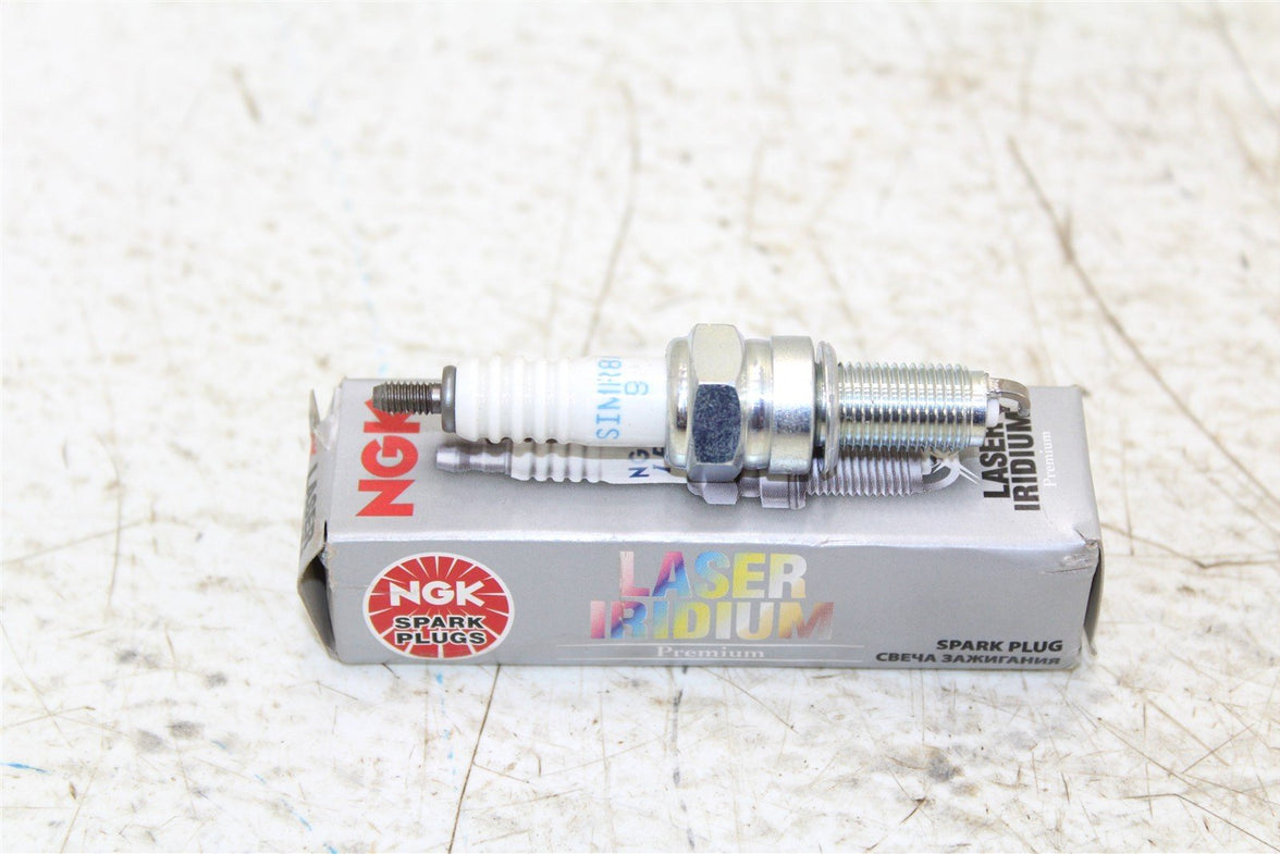 NGK Iridium Sparkplug SIMR8A9 For 2013-2017 Honda CRF 250L NOS 91064 NEW 025H