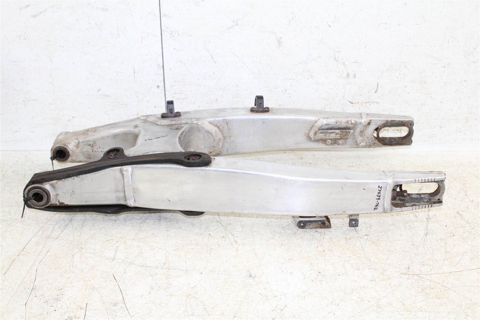 2009 Kawasaki KX 250F Swingarm Swing Arm 27039