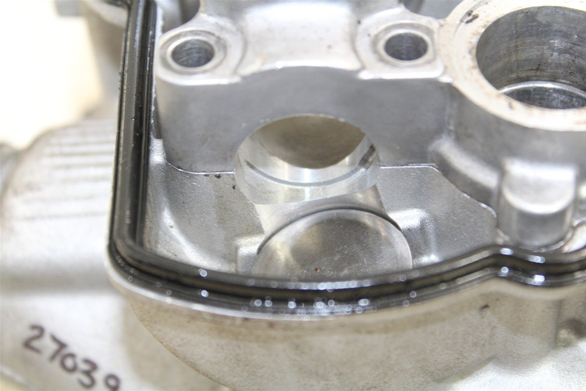 2009 Kawasaki KX 250F Cylinder Head Valve Cover NEEDS REPAIR 27039
