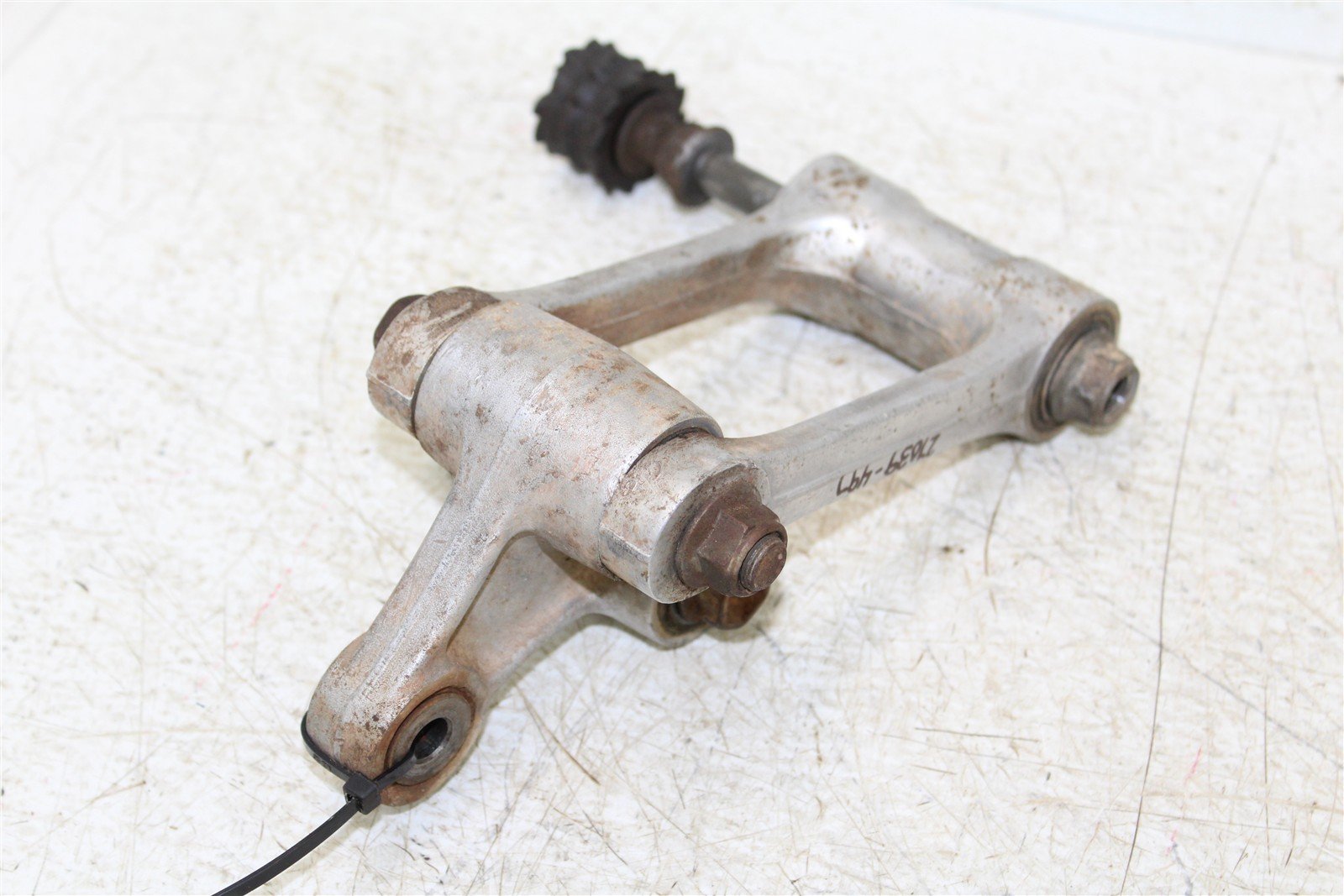 2009 Kawasaki KX 250F Linkage Suspension Link Rear Relay Arm 27039