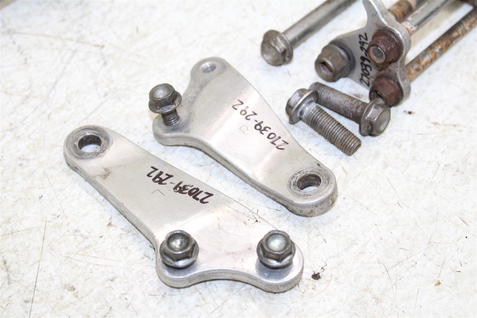 2009 Kawasaki KX 250F Motor Mounts Engine Brackets Hardware 27039