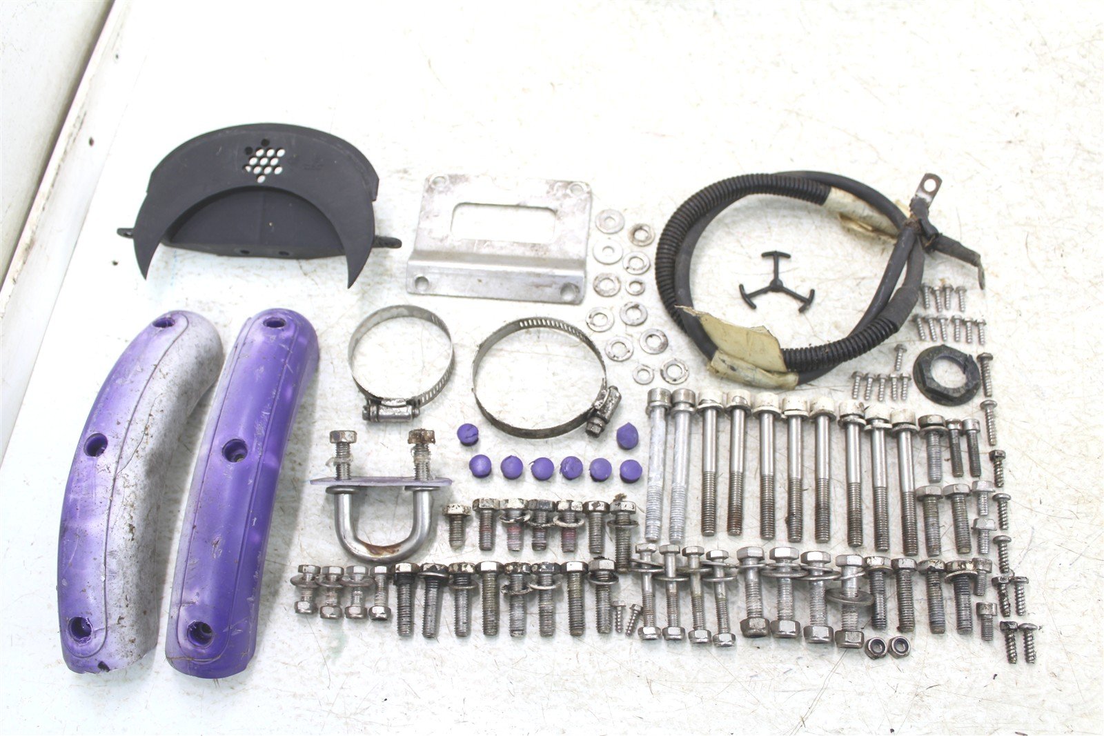 1997 Sea Doo GS 717 Chassis Bolt Kit Hardware Ground Wire Clamp 42001