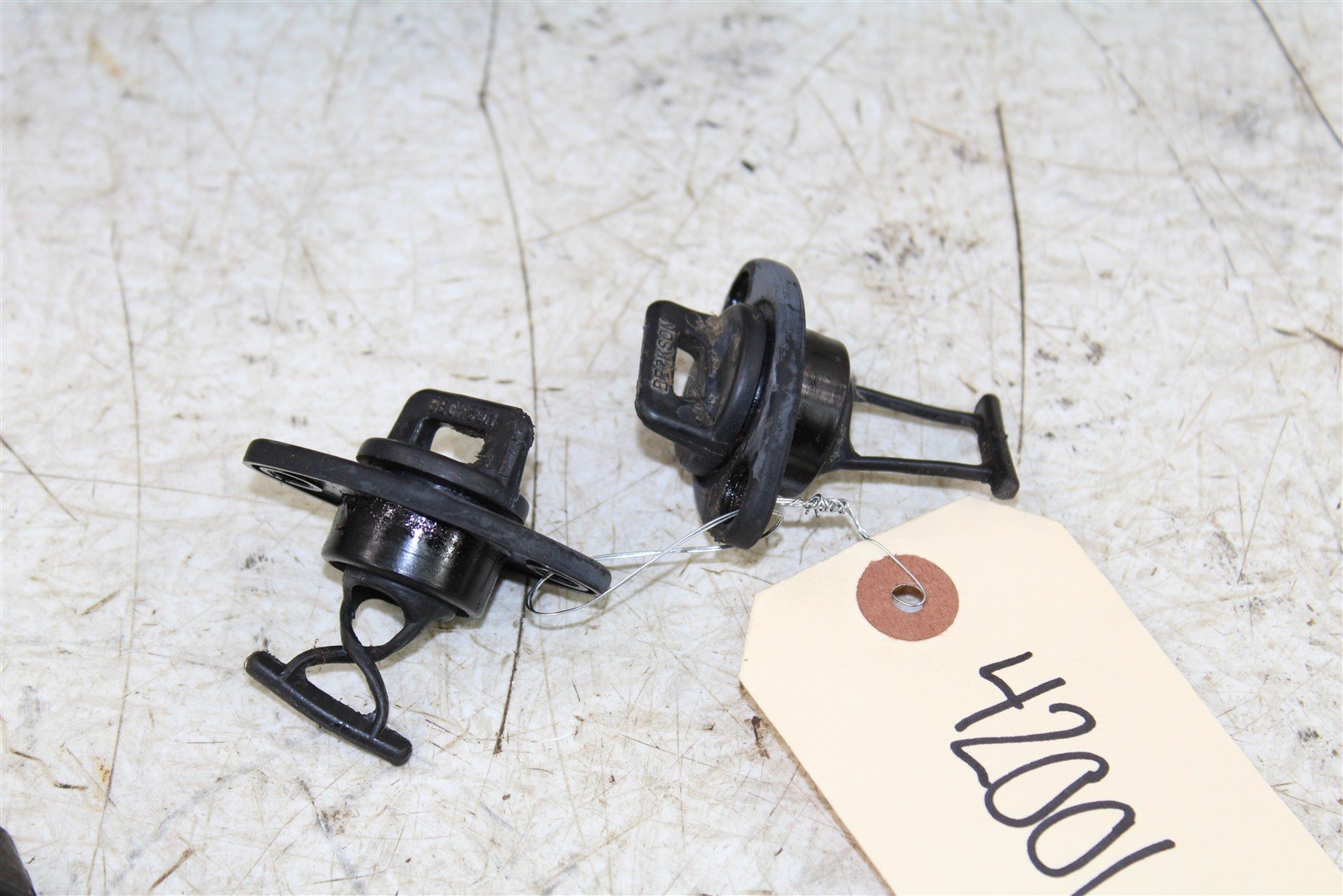 1997 Sea Doo GS 717 Hull Rear Drain Plugs GTI GTX GTS HX SP SPX 42001