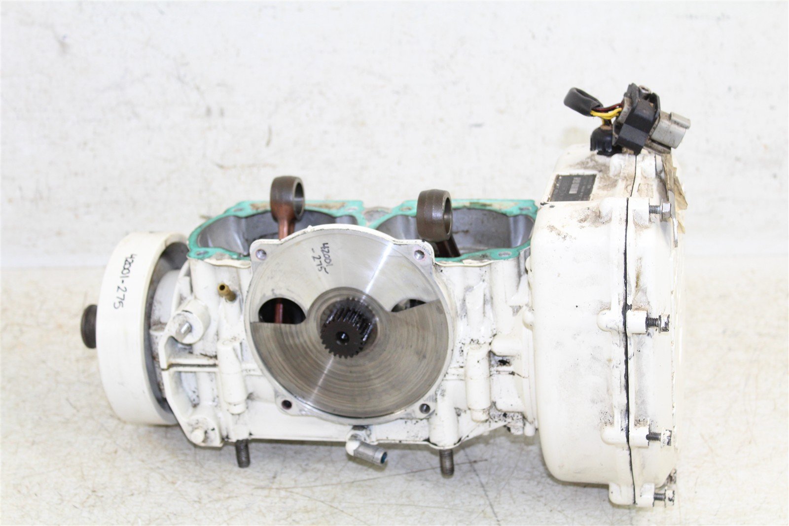 1997 Sea Doo GS 717 Engine Lower End Cases Crankshaft w/ Flywheel Stator 42001