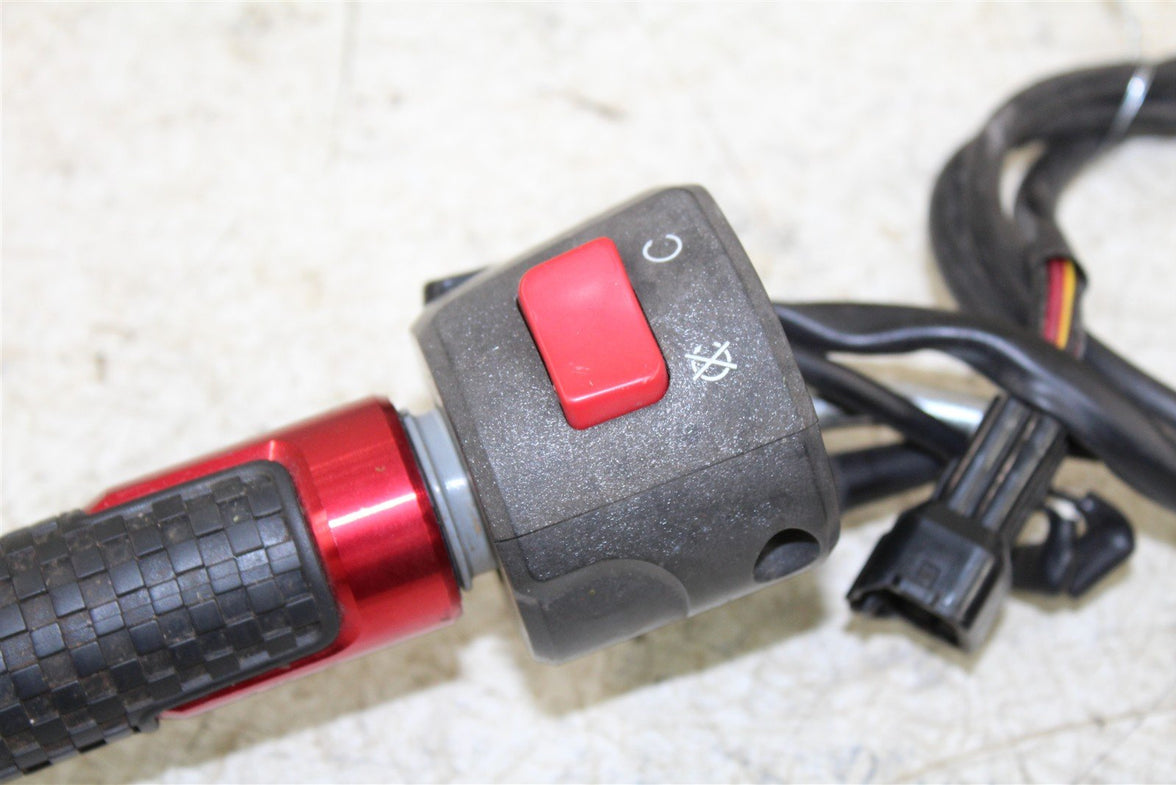 2009 Kawasaki Ninja 650R Throttle Housing Tube w/ Cables Start Switch 27040