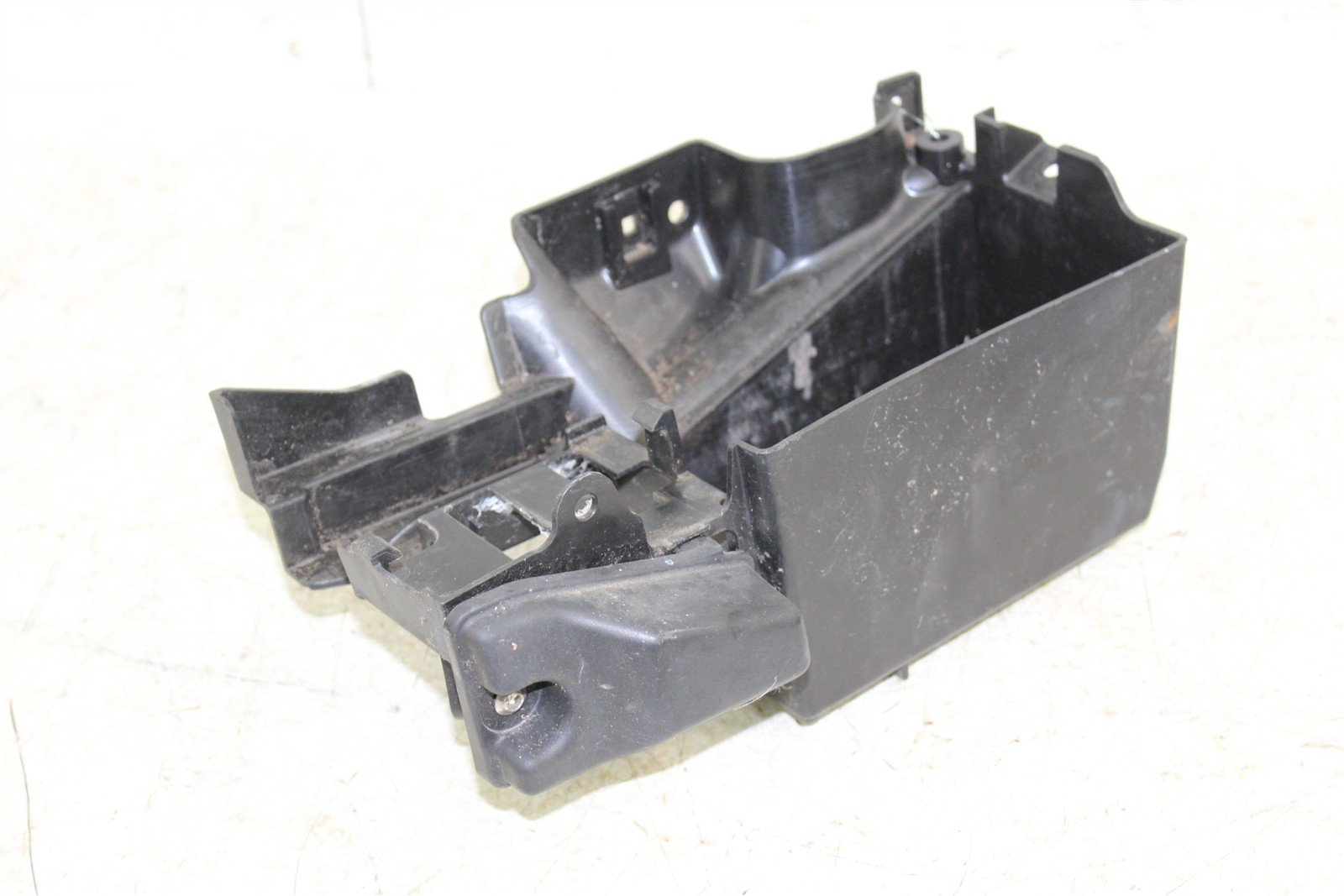 2009 Kawasaki Ninja 650R Battery Tray Holder Box 27040