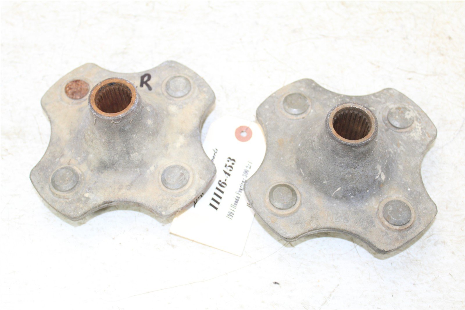 1994 Honda Fourtrax 300 2x4 Rear Hubs Wheel Mounts 11116