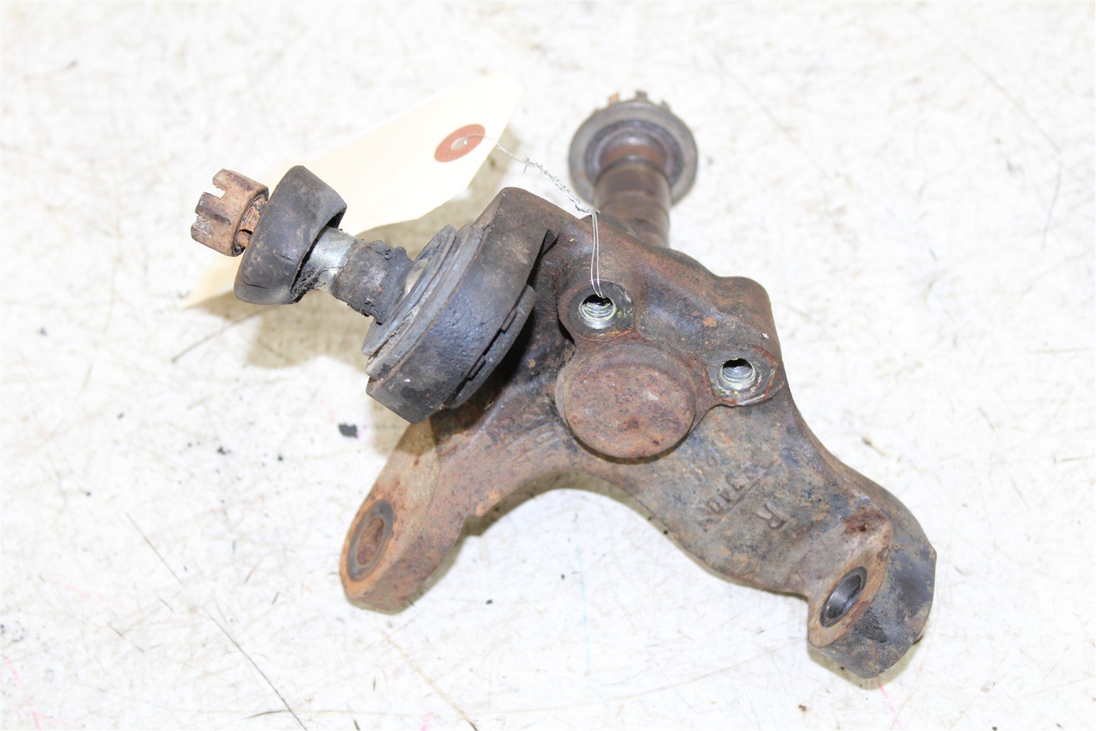 1994 Honda Fourtrax 300 2x4 Front Right Spindle Knuckle 11116