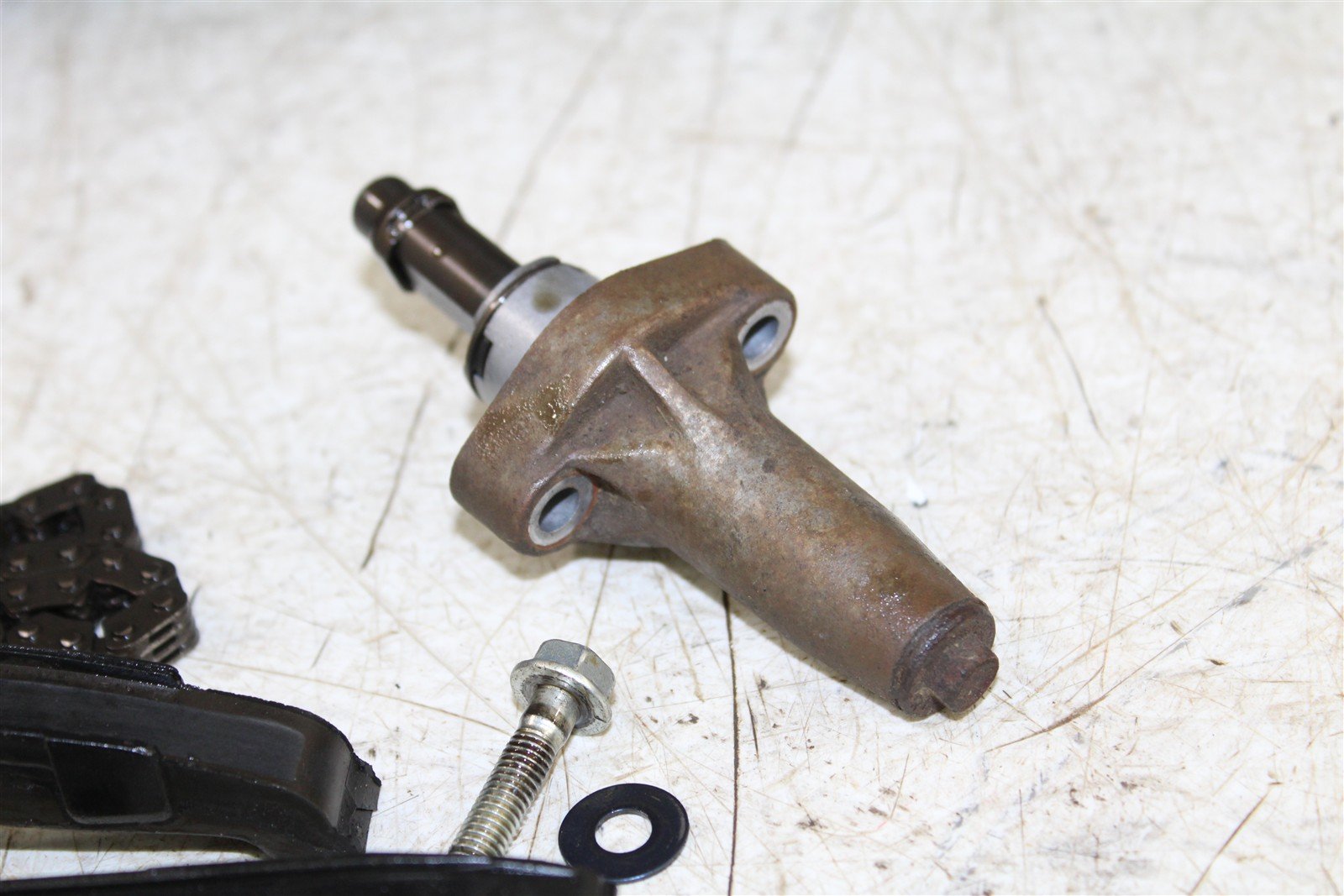 1994 Honda Fourtrax 300 2x4 Timing Chain Guide w/ Camshaft Tensioner 11116