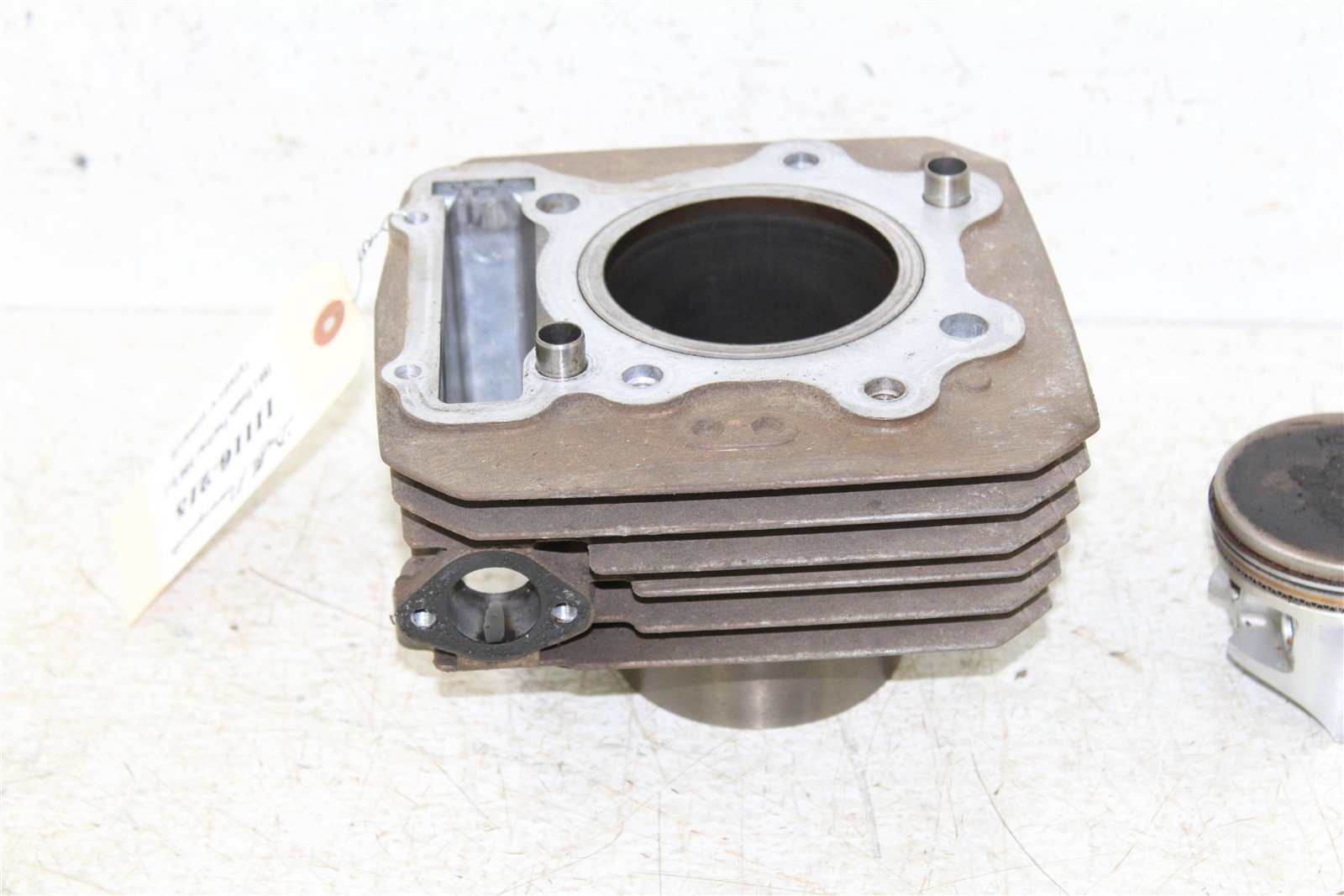 1994 Honda Fourtrax 300 2x4 Engine Cylinder Jug w/ Piston 11116