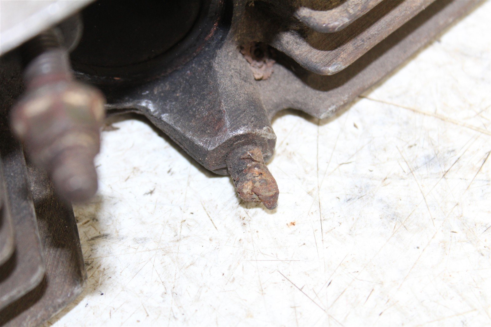 1994 Honda Fourtrax 300 2x4 Cylinder Head Valve Cover Intake Exhaust 11116