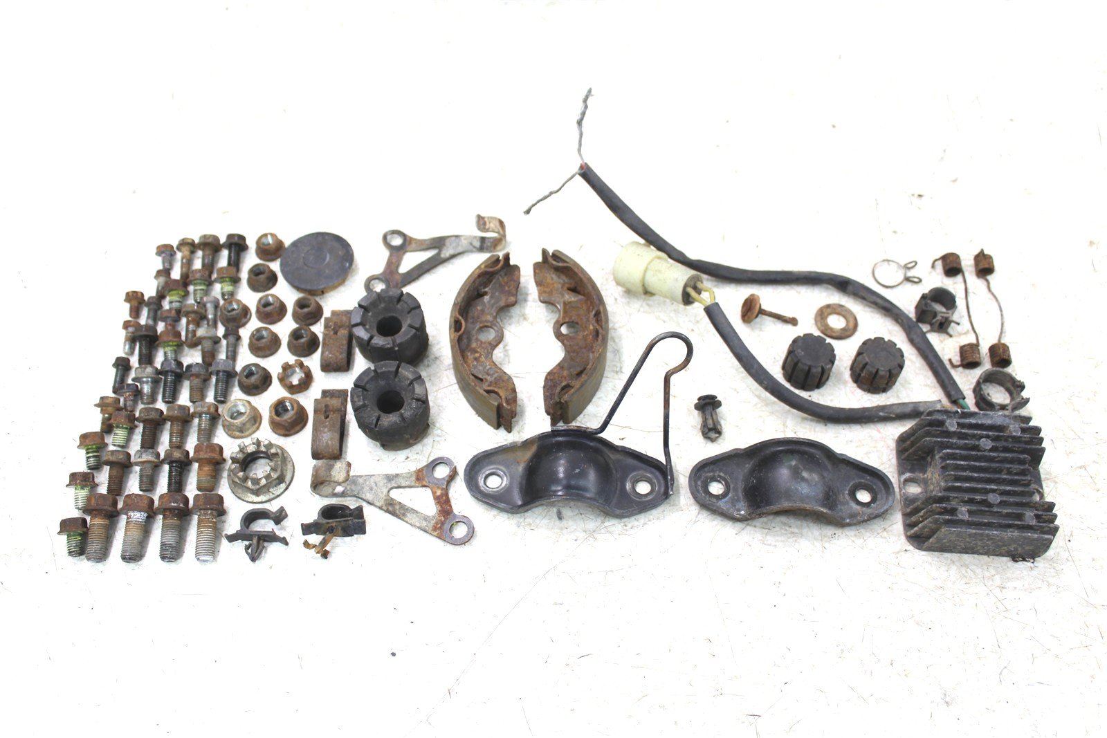 1994 Honda Fourtrax 300 2x4 Chassis Bolt Kit Hardware Bracket Mount Shoes 11116