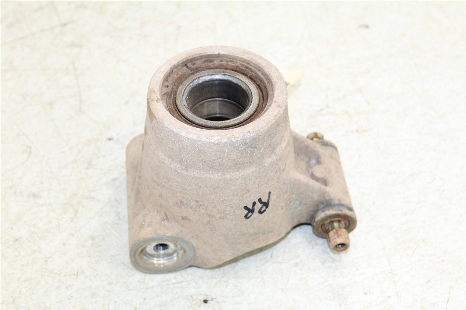 2005 Polaris Sportsman 400 4x4 Rear Knuckle Control Arm Mount Left Right 34163